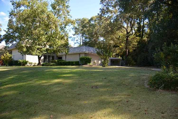 302 Lakewood Drive Enterprise, AL 36330