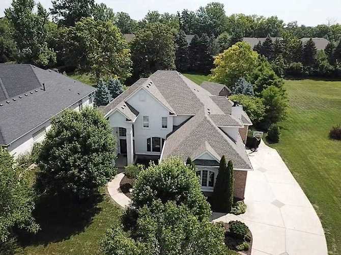 7115 Misty Woods Lane Indianapolis, IN 46237