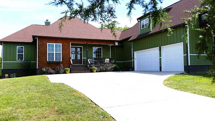 4920 Scenic Point Channel Louisville, TN 37777 | MLS 1085703 Photo 1