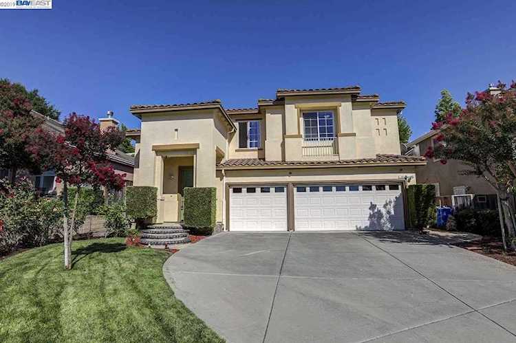 101 Stevie Ct Fremont, CA 94539 | MLS 40881196 Photo 1