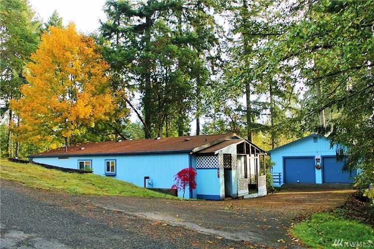 441 NE Schooner Lp Belfair, WA 98528