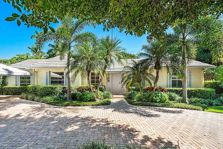 2943 Polo Drive Gulf Stream, FL 33483