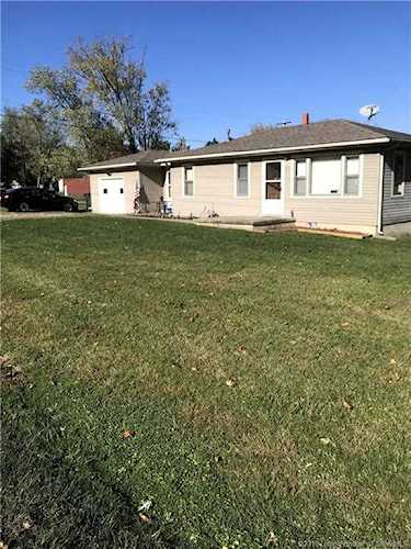 222 Lake Rd Henryville, IN 47126