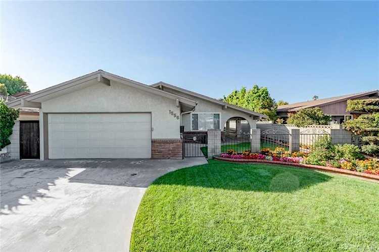 1556 23rd Street Manhattan Beach, CA 90266 | MLS SB19250977 Photo 1