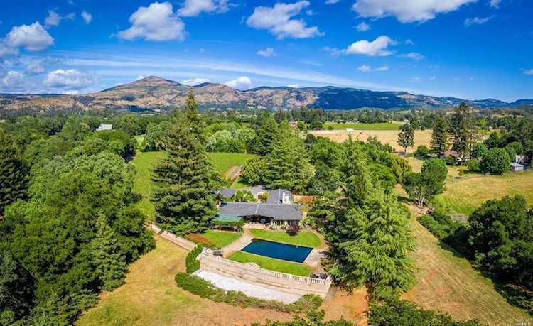 1228 Hagen Road Napa, CA 94558 | MLS 21827654 Photo 1