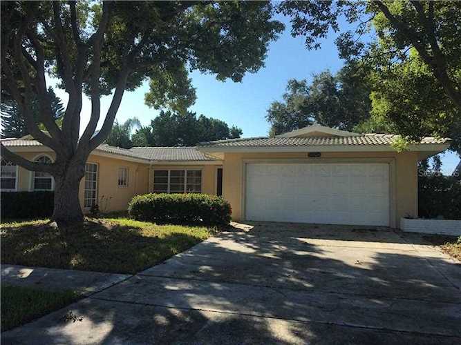 14524 Neptune Rd Seminole, FL 33776