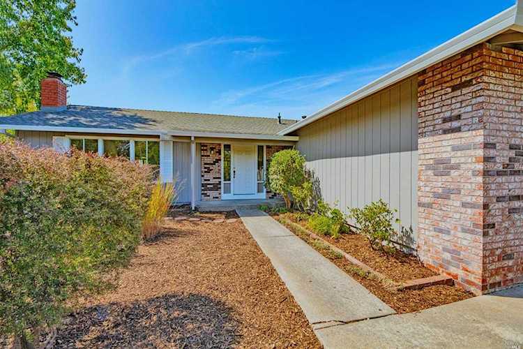 1509 Yardley Street Santa Rosa, CA 95403 | MLS 21922016 Photo 1