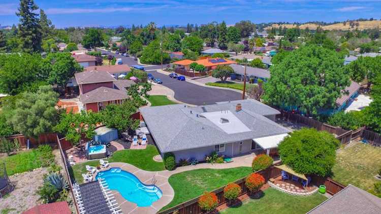 931 Alla Court Concord, CA 94518 | MLS 52198599 Photo 1