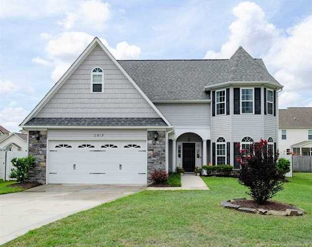2913 Schonner Ct Fayetteville, NC 28306 | MLS 607818 Photo 1
