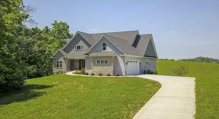 111 Grassy Knoll Way Louisville, TN 37777 | MLS 1093684 Photo 1