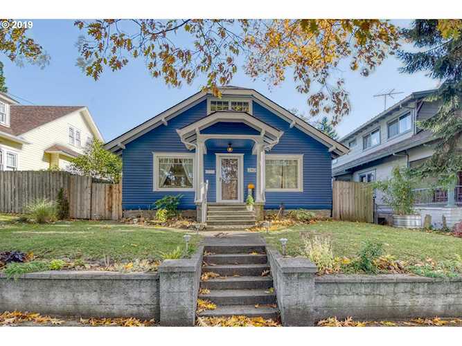 2413 D St Vancouver, WA 98663