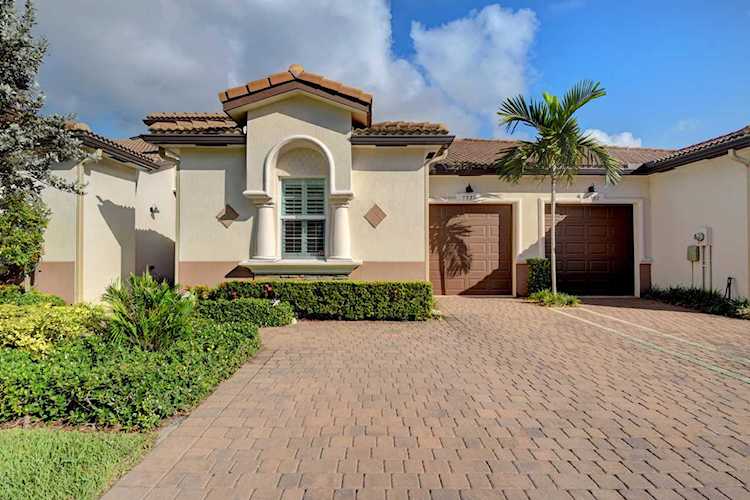 7757 Sondrio Way Delray Beach, FL 33446