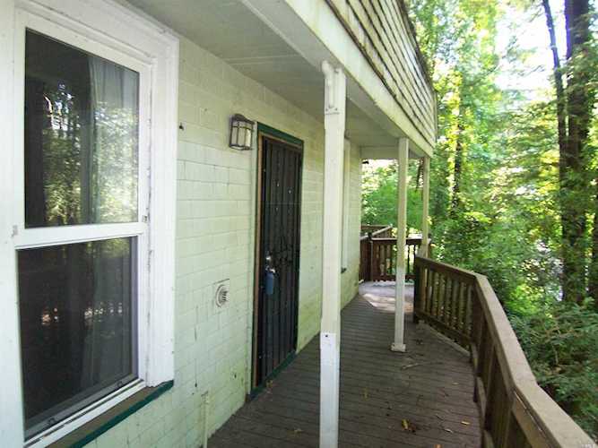 18512 Hwy 116 Guerneville, CA 95446 | MLS 21918927 Photo 1