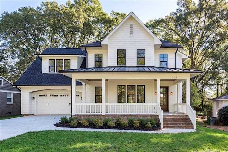 2208 Norcross Place Charlotte, NC 28205
