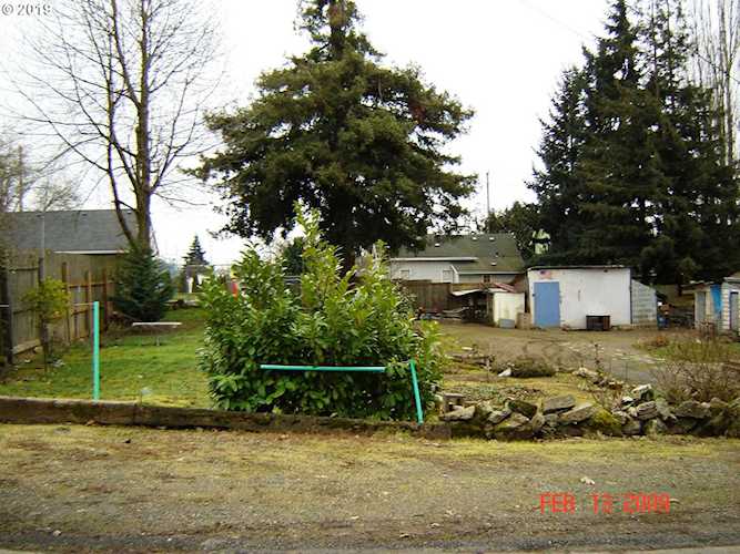 1209 W Mcloughlin Blvd Vancouver, WA 98660 | MLS ® 19592875 Photo 1