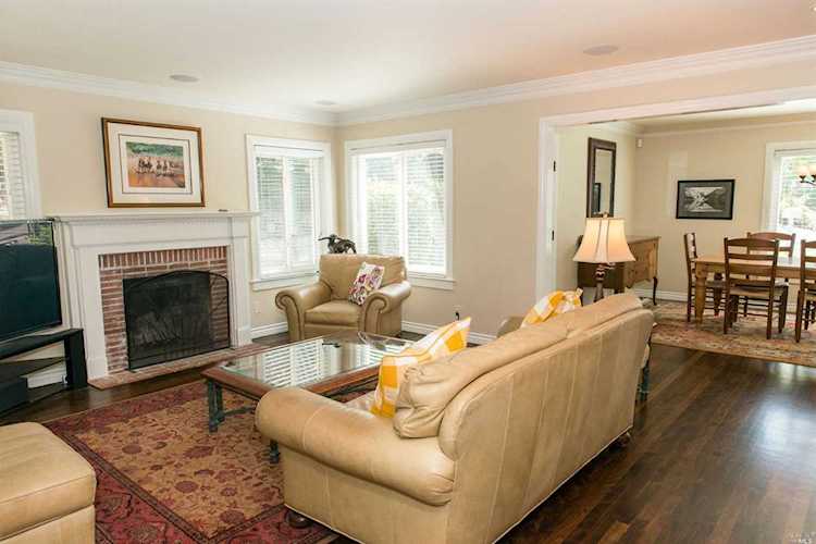 4 Roger Drive San Rafael, CA 94901 | MLS 21923099 Photo 1