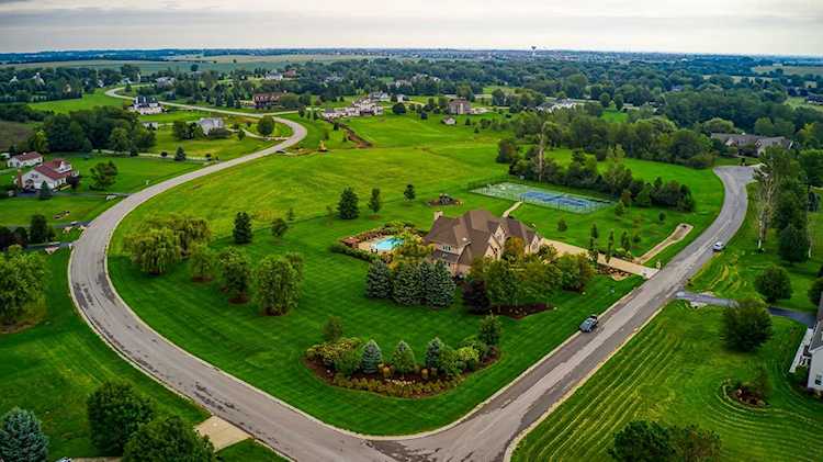 2017 Devonshire Ct Oswego, IL 60543 | MLS 10514997 Photo 1