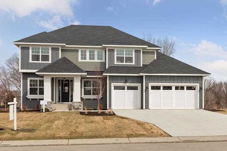 3680 Woodland Cove Parkway Minnetrista, MN 55331