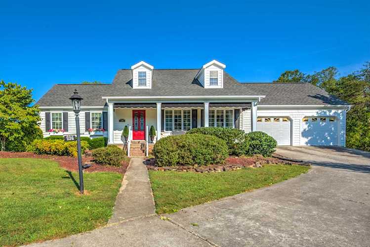 736 Blockhouse Valley Rd Clinton, TN 37716 | MLS 1094194 Photo 1