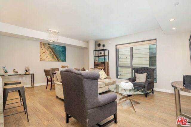 1755 Ocean #702 Santa Monica, CA 90401