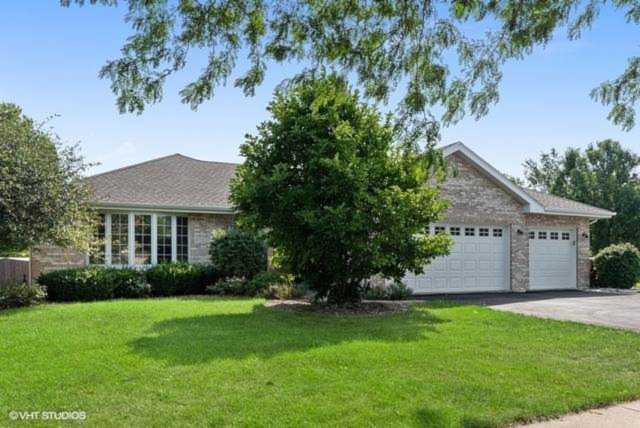 21181 Deerpath Rd Frankfort, IL 60423 | MLS 10513867 Photo 1
