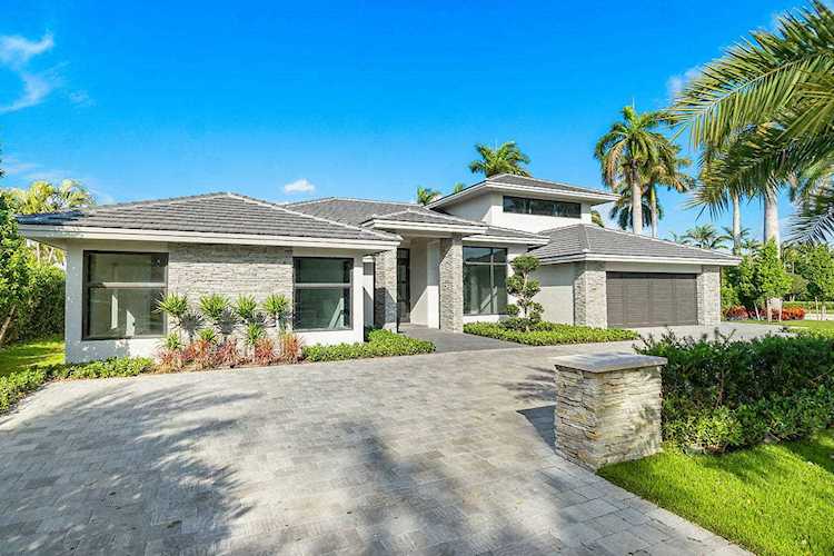 2101 W Maya Palm Drive Boca Raton, FL 33432