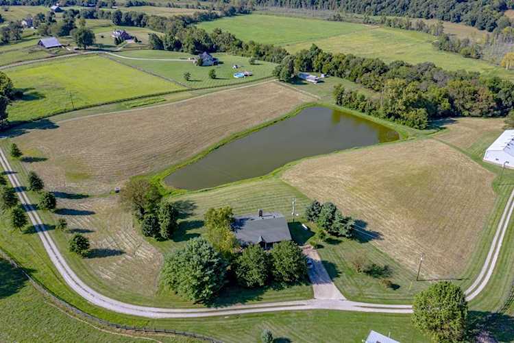 1194 Holt Lane Frankfort, KY 40601