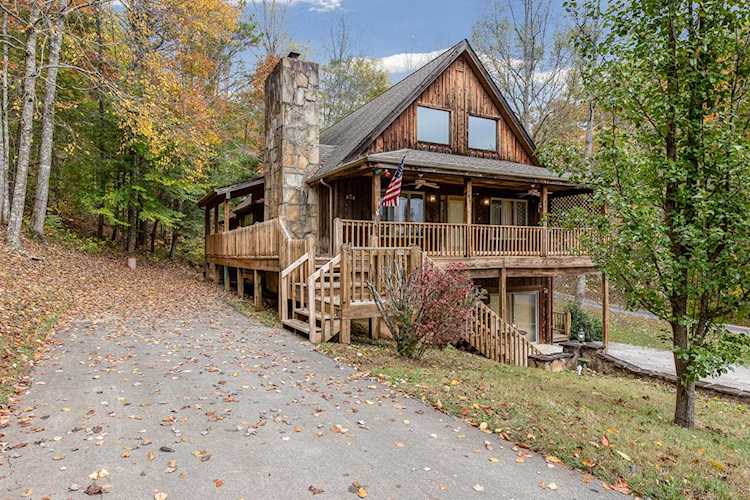 106 Fox Chase Dr Townsend, TN 37882