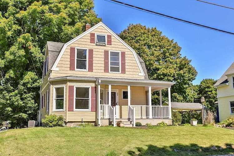 29 Upland St, Holbrook, MA 02343 - $389,900 - MLS#72589005 Photo 1