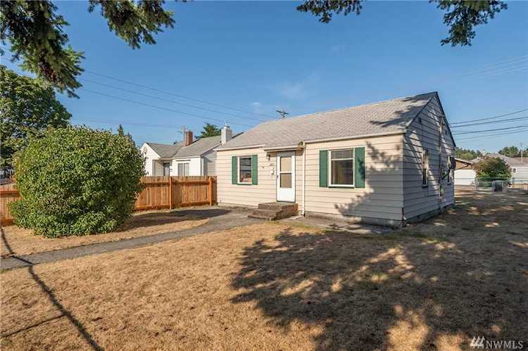 6815 S Pine St Tacoma, WA 98409 | MLS ® 1524840 Photo 1