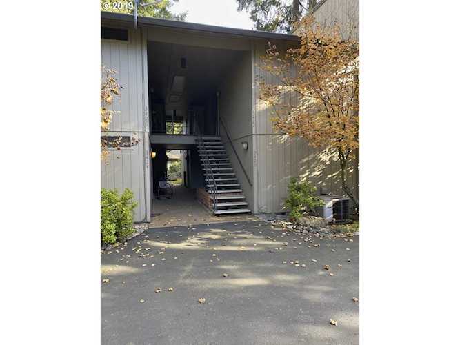 3422 NE 83rd Ave #B2 Vancouver, WA 98662