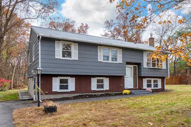 77 Main St Chelmsford, MA 01863
