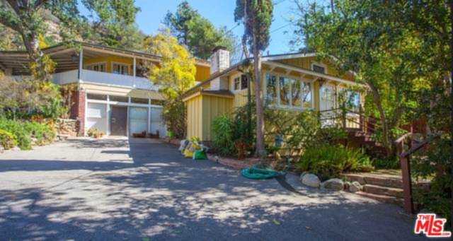 2224 Beverly Glen Place Los Angeles, CA 90077