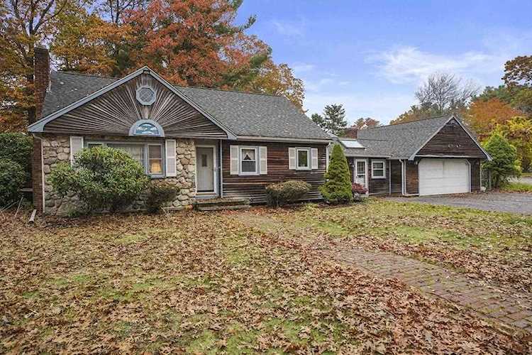 45 Stevens Dr, Holbrook, MA 02343 - $398,600 - MLS#72589765 Photo 1
