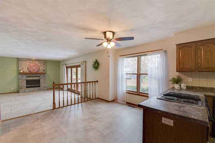 323 Bonnie Rd Cottage Grove, WI 53527 | MLS 1869769 Photo 1