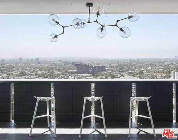 8787 Shoreham Drive #1205 West Hollywood, CA 90069