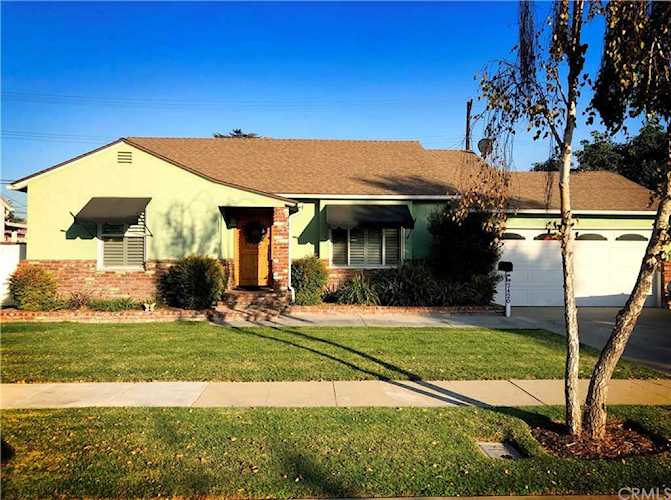 2420 Granada Avenue Long Beach, CA 90815 | MLS PW19259429 Photo 1