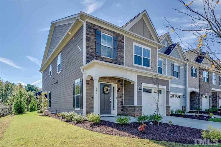 143 Writing Rock Place Apex, NC 27539 | MLS 2287906 Photo 1