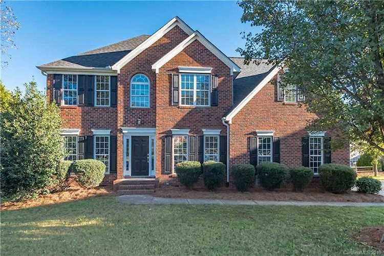 510 NW Roxanne Ct Concord, NC 28027