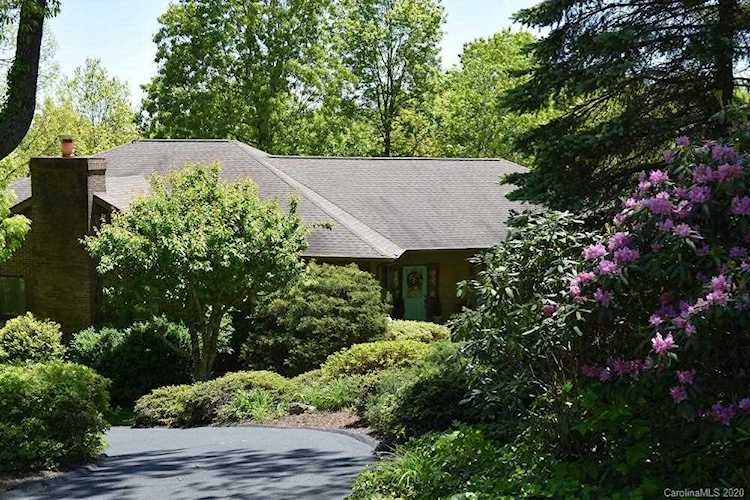 258 RED MAPLE Dr Flat Rock, NC 28731