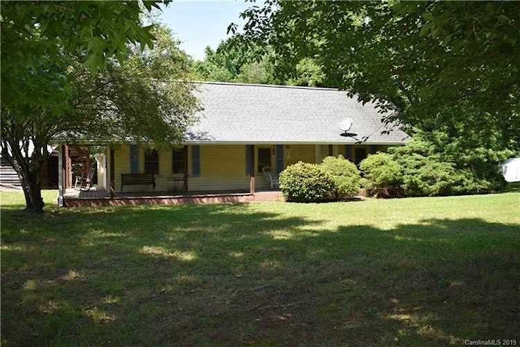 8444 Cloverfield Dr Kannapolis, NC 28081