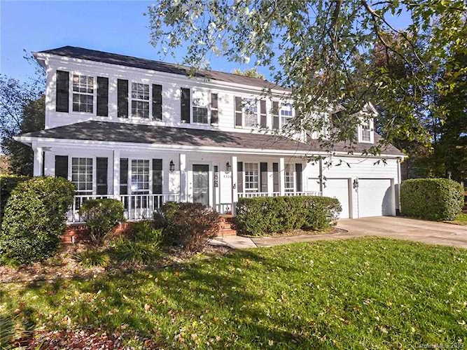 4306 Brownes Ferry Rd Charlotte, NC 28269 | MLS 3562325 Photo 1