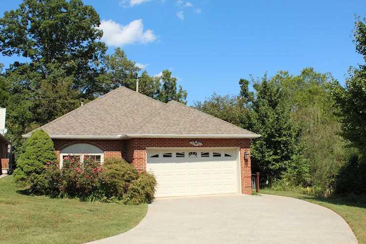 412 Creekview Ln Knoxville, TN 37923 | MLS 1093985 Photo 1