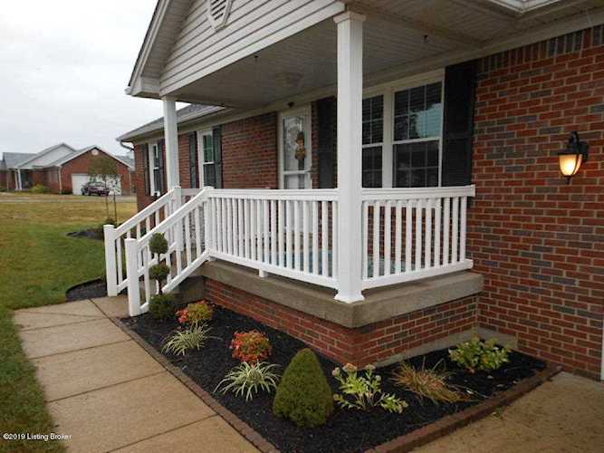 8712 Justice Way Louisville, KY 40229 | MLS 1545020 Photo 1