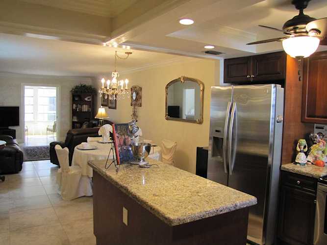 308 Golfview Road #303 North Palm Beach, FL 33408