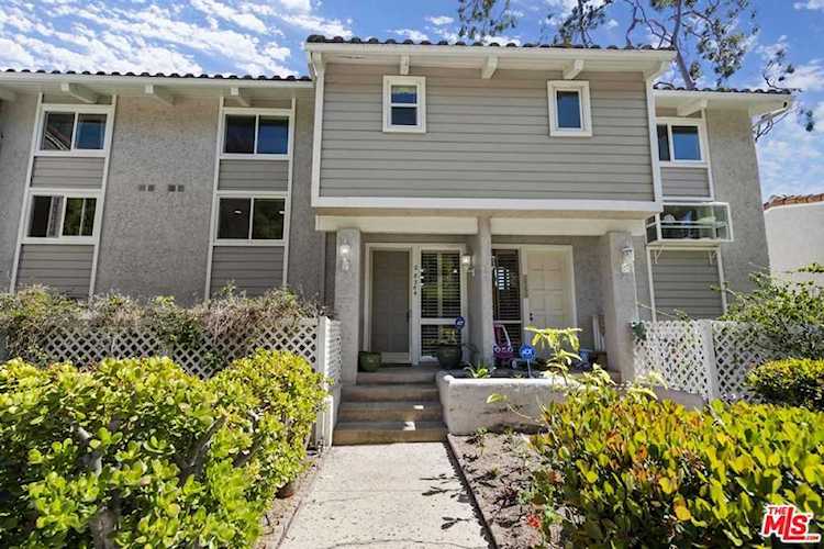 28266 Rey De Copas Lane Malibu, CA 90265