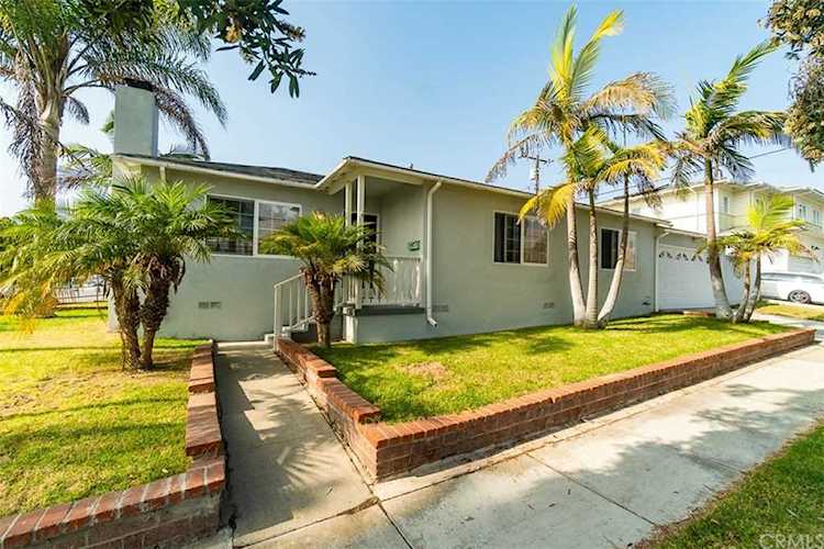 1651 23rd Street Manhattan Beach, CA 90266