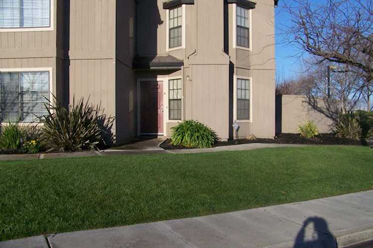 291 Gibson Drive Hollister, CA 95023