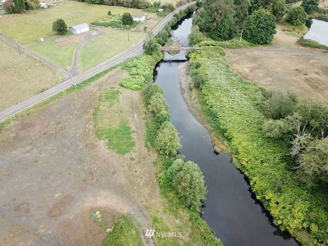 3 Elochoman Valley Rd Cathlamet, WA 98612