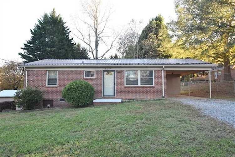 9664 View Ave Hickory, NC 28601